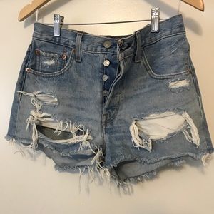 High Waist Levi 501 Cut Offs